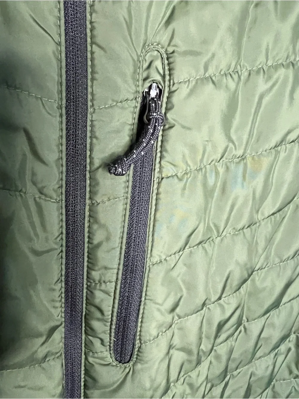 Columbia Omni-Heat Cascade Trail II Hybrid Vest Olive Green Performance Vest